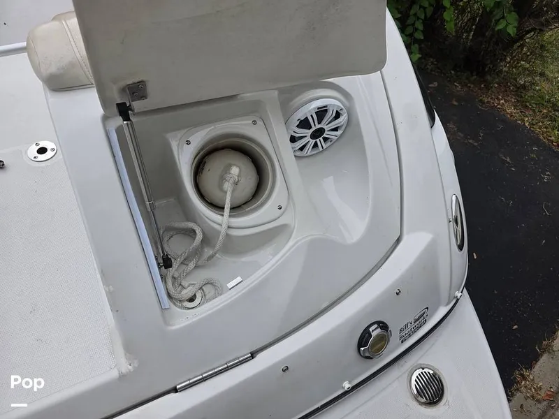 Slide: The Image of Crownline Boats 240 LS 2007 - 15878777