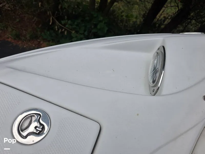 Slide: The Image of Crownline Boats 240 LS 2007 - 15878733