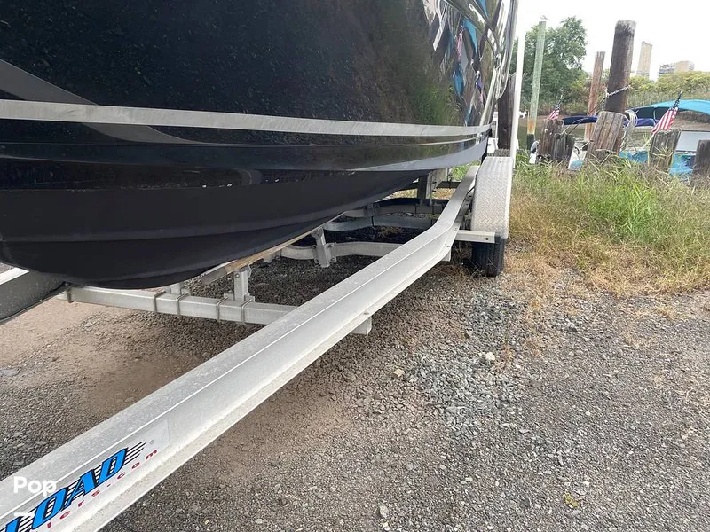 Slide: The Image of Sea Ray 240 Sundancer 2011 - 15904491