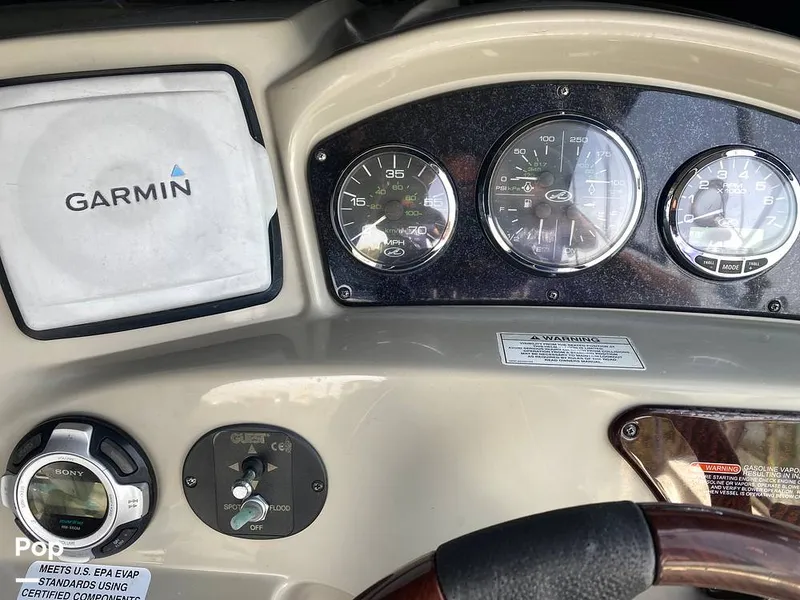 Slide: The Image of Sea Ray 240 Sundancer 2011 - 15906225