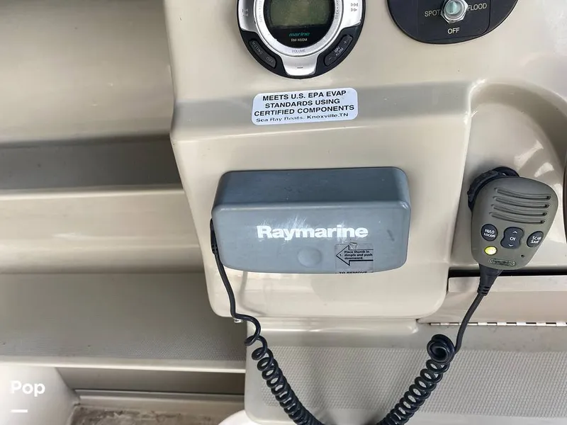 Slide: The Image of Sea Ray 240 Sundancer 2011 - 15906227