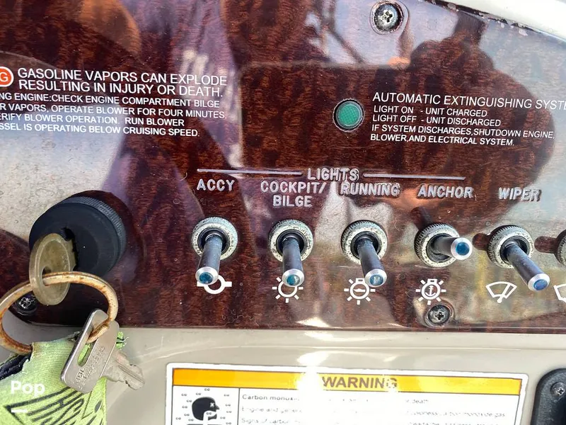 Slide: The Image of Sea Ray 240 Sundancer 2011 - 15906228