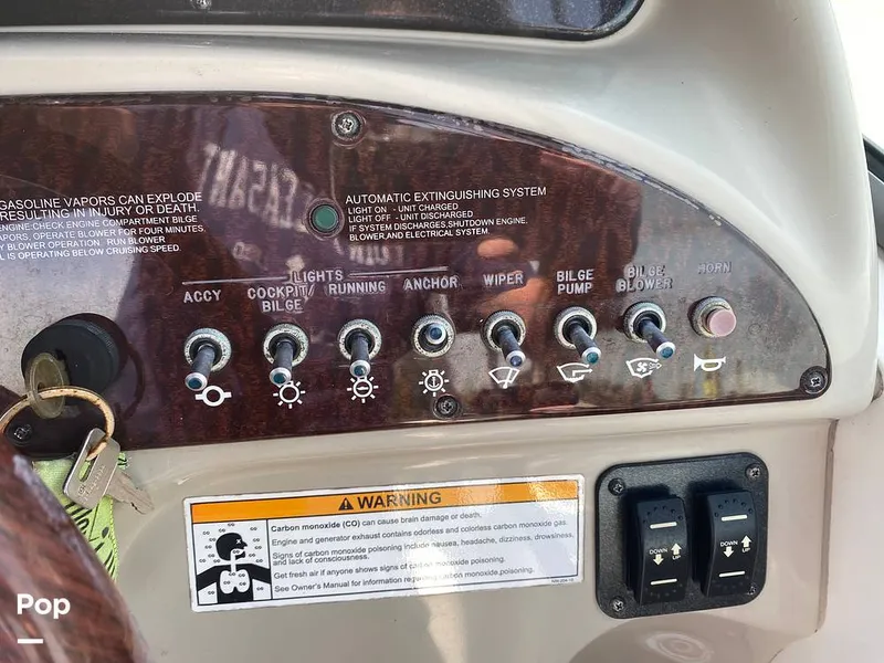 Slide: The Image of Sea Ray 240 Sundancer 2011 - 15906229