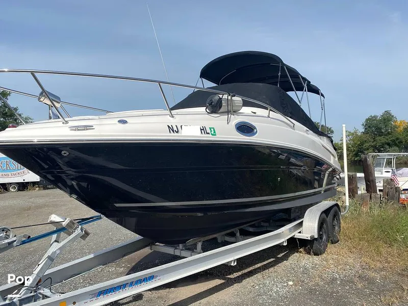 Slide: The Image of Sea Ray 240 Sundancer 2011 - 15906393