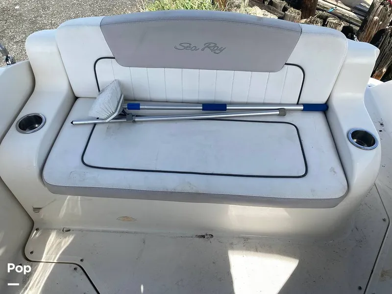 Slide: The Image of Sea Ray 240 Sundancer 2011 - 15906397