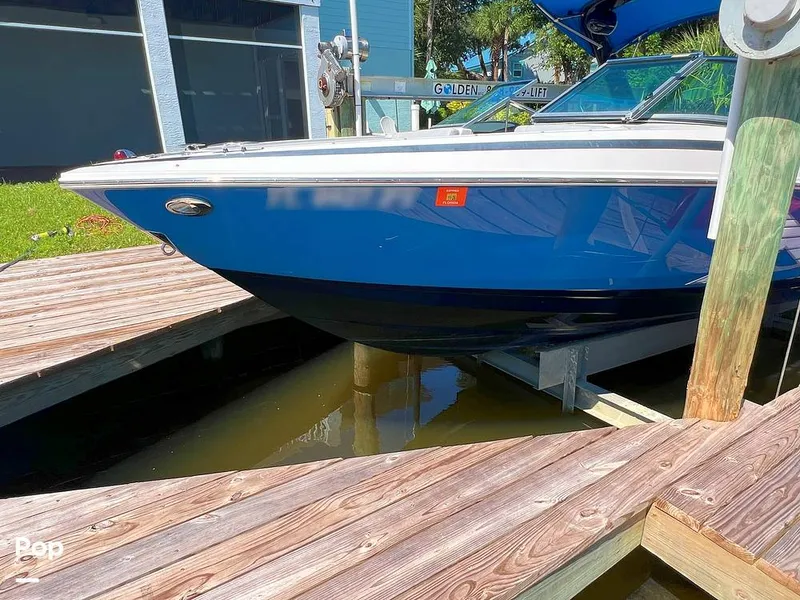 Slide: The Image of Regal 24 FasDeck RX 2015 - 15893763