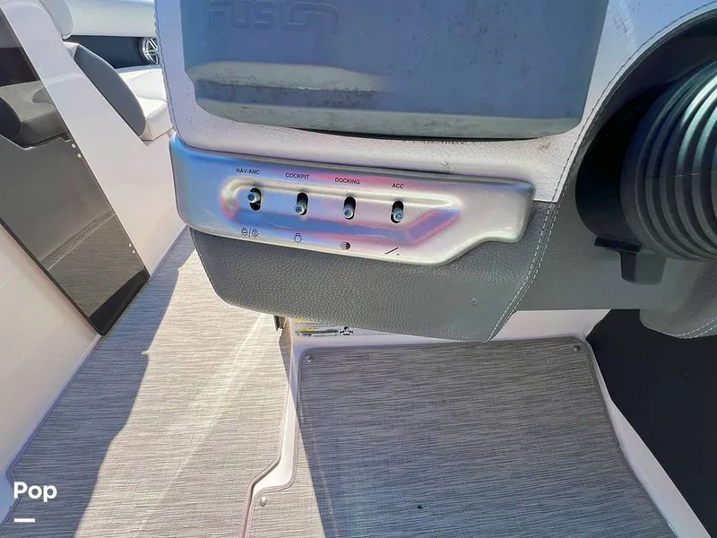 Slide: The Image of Regal 24 FasDeck RX 2015 - 15893791