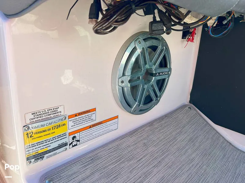 Slide: The Image of Regal 24 FasDeck RX 2015 - 15893827