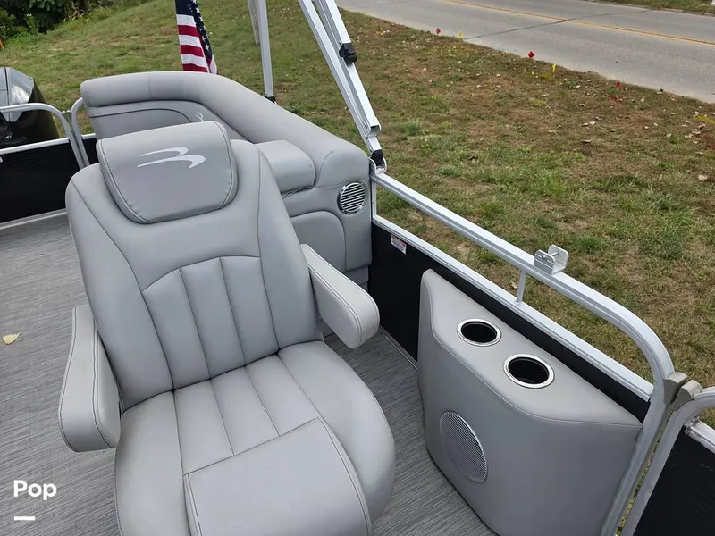 Slide: The Image of Bennington 24 SXSR 2022 - 15885980