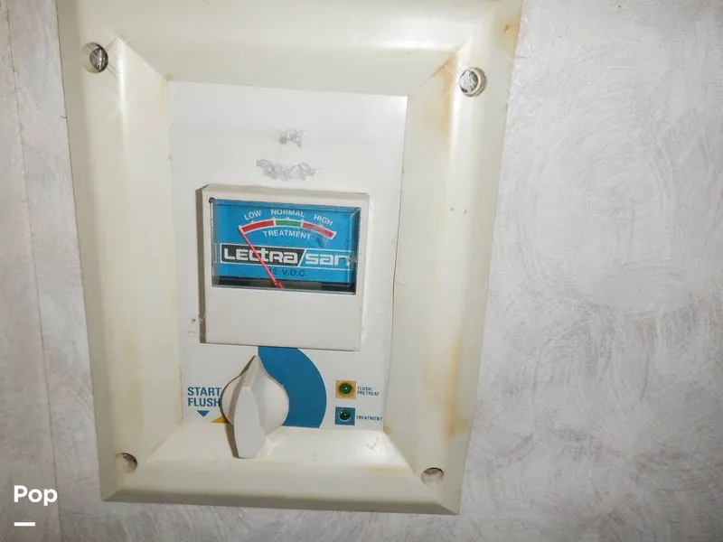 Slide: The Image of Hatteras 43 DC 1972 - 15932044