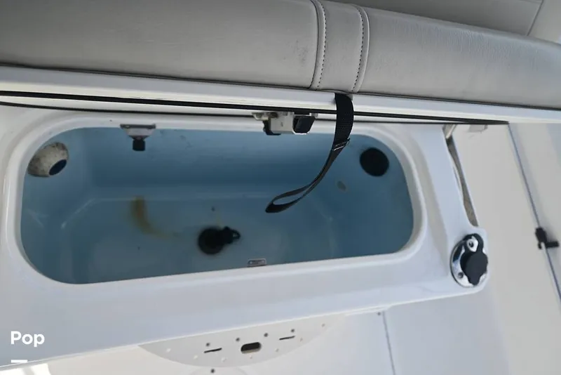 Slide: The Image of Boston Whaler 21 Montauk 2024 - 15858686