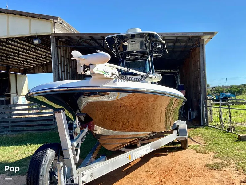 Slide: The Image of Sea Born FX25 Bay 2019 - 15974527