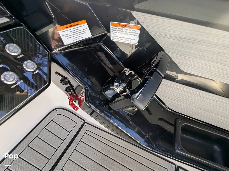 Slide: The Image of Throttle - 16020409