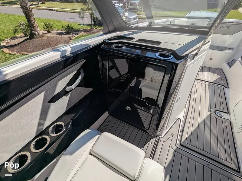 Slide: The Image of Yamaha 222SE 2024 - 16020412