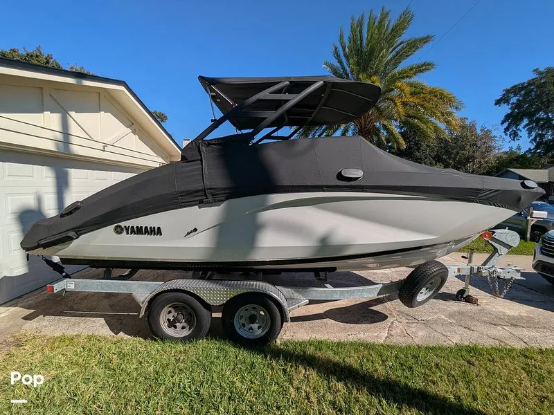 Slide: The Image of Yamaha 222SE 2024 - 16020364