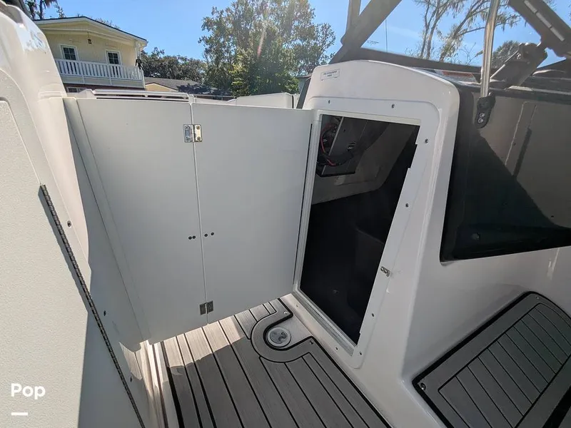 Slide: The Image of Unique Door To Close Off Bow Area - 16020404