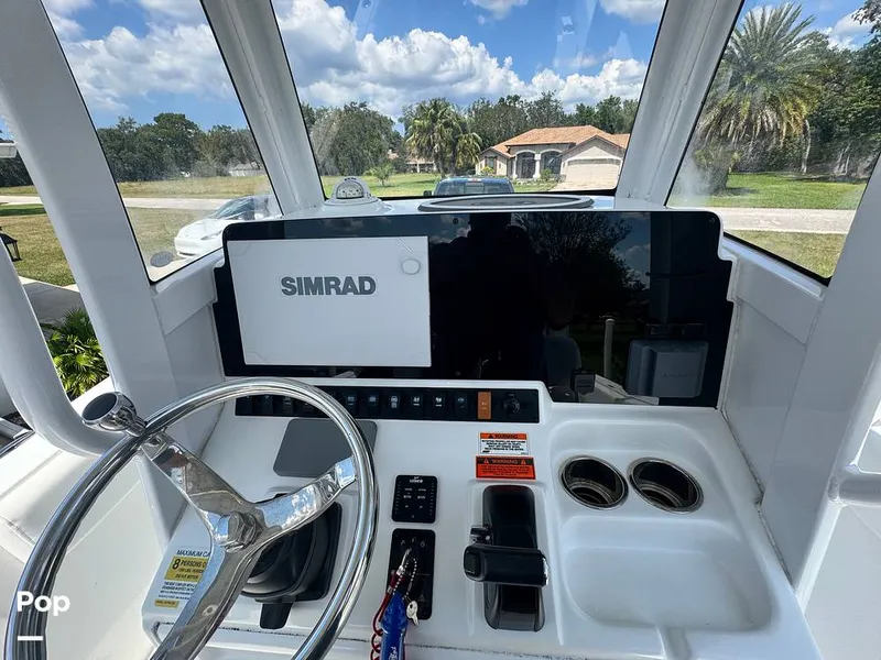 Slide: The Image of Sea Hunt Ultra 235 SE 2018 - 15876720