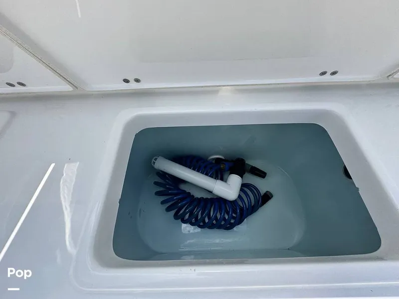 Slide: The Image of Sea Hunt Ultra 235 SE 2018 - 15876740