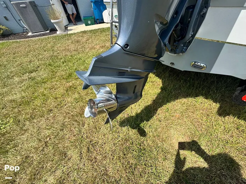 Slide: The Image of Sea Hunt Ultra 235 SE 2018 - 15876714