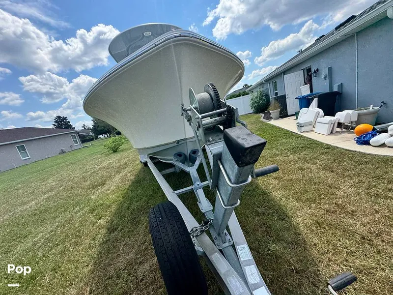 Slide: The Image of Sea Hunt Ultra 235 SE 2018 - 15876769