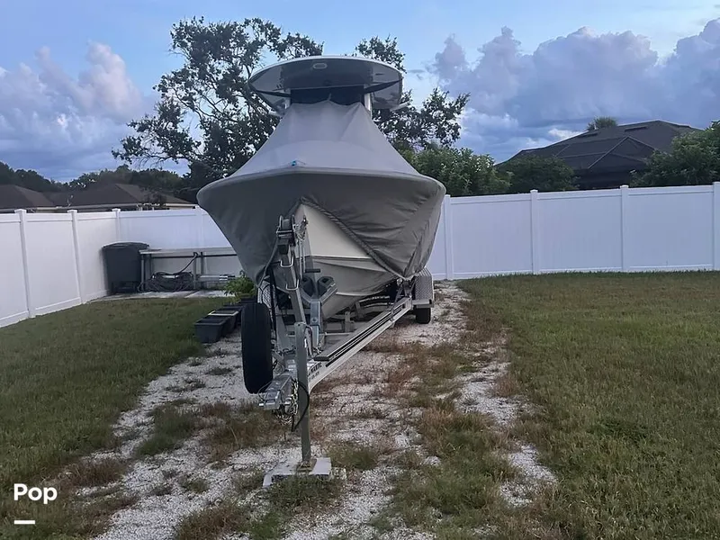 Slide: The Image of Sea Hunt Ultra 235 SE 2018 - 15878091