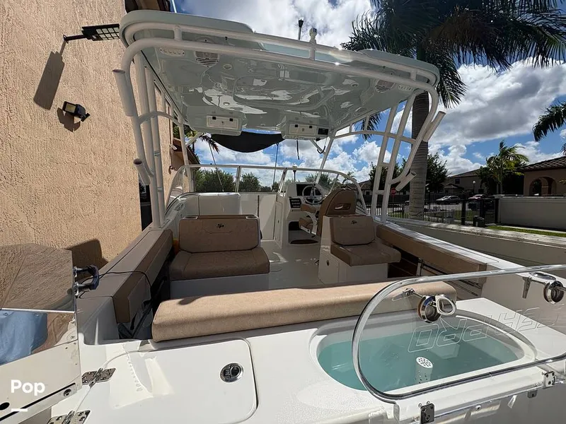 Slide: The Image of Sea Pro 240 DLX 2025 - 15909814