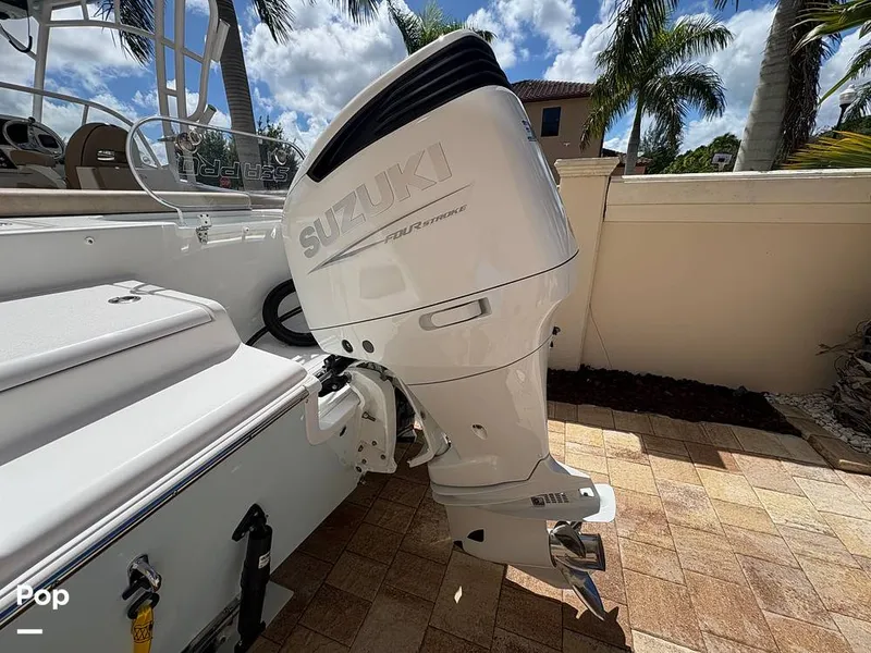 Slide: The Image of Sea Pro 240 DLX 2025 - 15909817