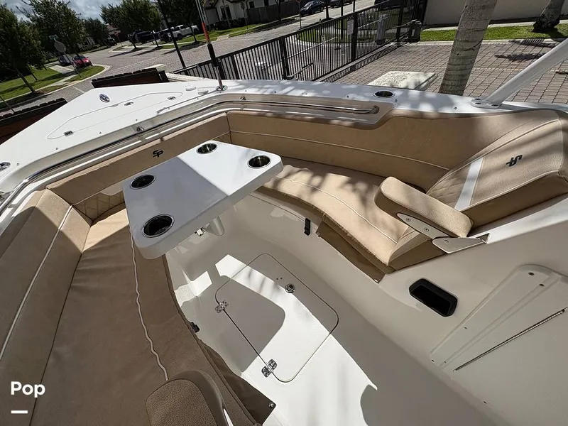 Slide: The Image of Sea Pro 240 DLX 2025 - 15949106