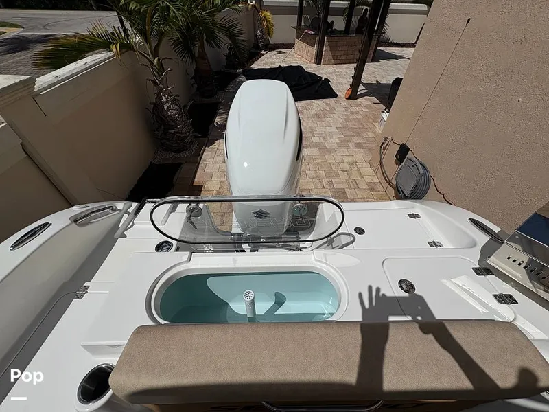 Slide: The Image of Sea Pro 240 DLX 2025 - 15909840