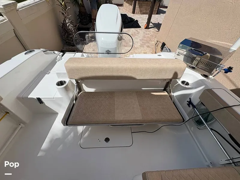 Slide: The Image of Sea Pro 240 DLX 2025 - 15909853