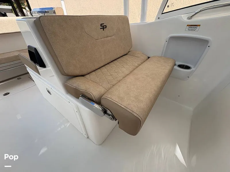 Slide: The Image of Sea Pro 240 DLX 2025 - 15949039