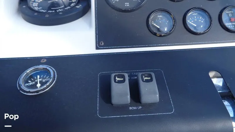 Slide: The Image of Carver Yachts 300 Aft Cabin 1992 - 15894526