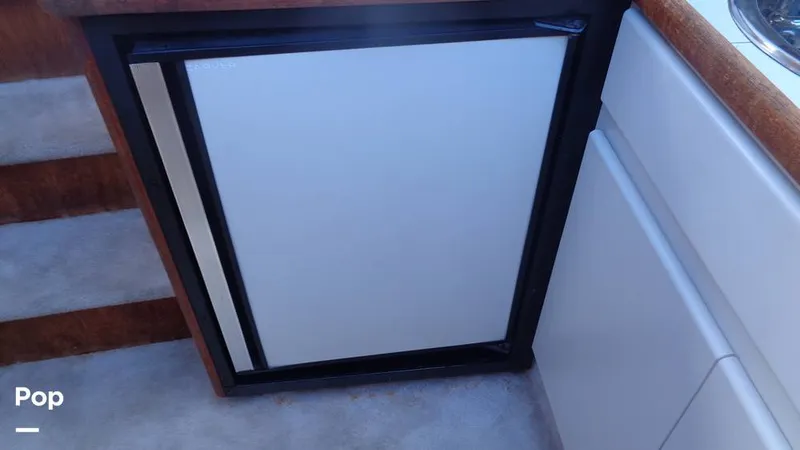 Slide: The Image of Carver Yachts 300 Aft Cabin 1992 - 15894550