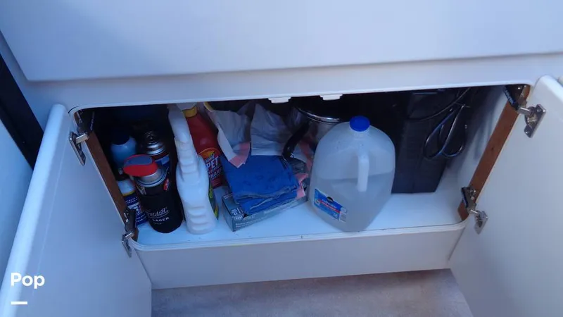 Slide: The Image of Carver Yachts 300 Aft Cabin 1992 - 15894551