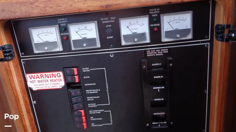 Slide: The Image of Carver Yachts 300 Aft Cabin 1992 - 15894558