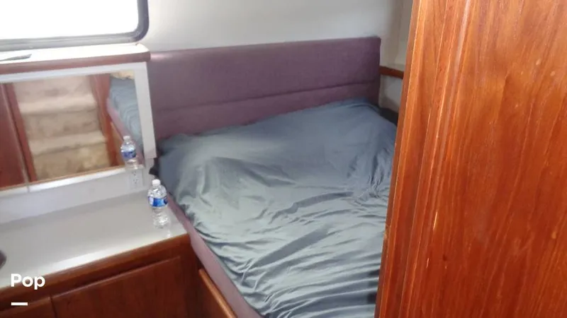 Slide: The Image of Carver Yachts 300 Aft Cabin 1992 - 15894562