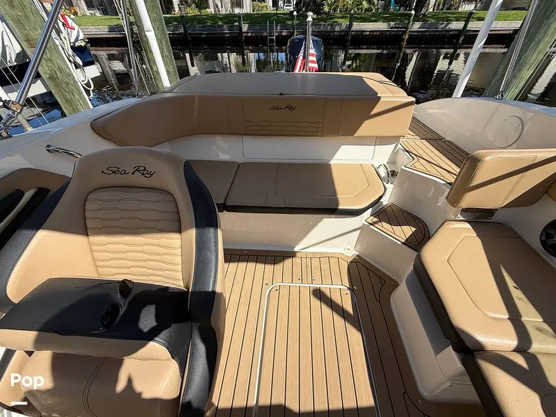 Slide: The Image of Sea Ray SPX190 OB 2021 - 15874657