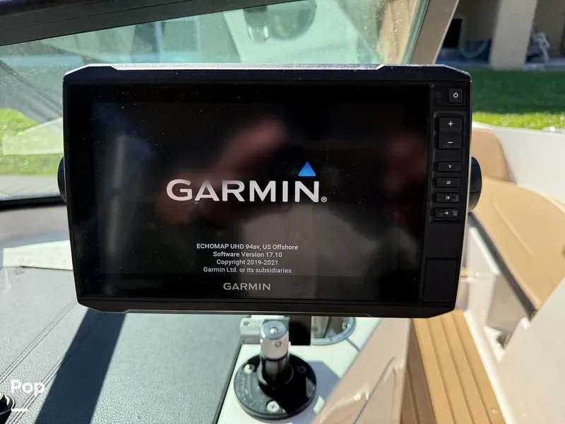 Slide: The Image of Sea Ray SPX190 OB 2021 - 15874675