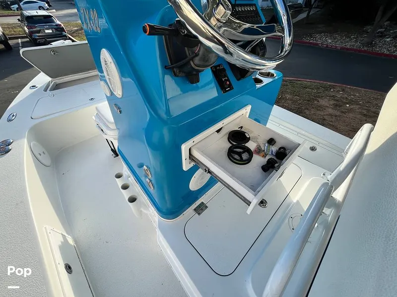 Slide: The Image of Tiburon ZX-22 2019 - 16085377