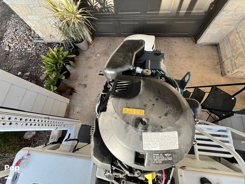 Slide: The Image of Tiburon ZX-22 2019 - 16085391