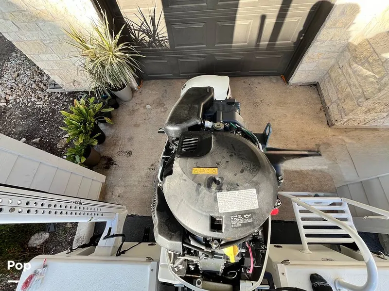 Slide: The Image of Tiburon ZX-22 2019 - 16085393