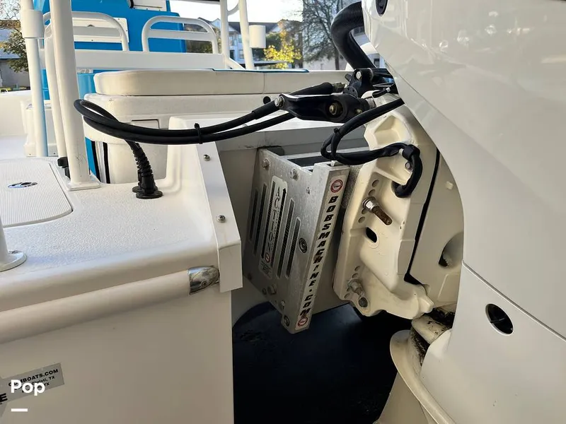 Slide: The Image of Tiburon ZX-22 2019 - 16085402