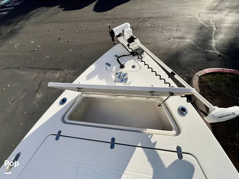 Slide: The Image of Tiburon ZX-22 2019 - 16085369