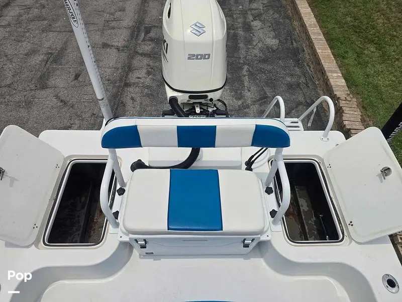 Slide: The Image of Tiburon ZX-22 2019 - 16062394