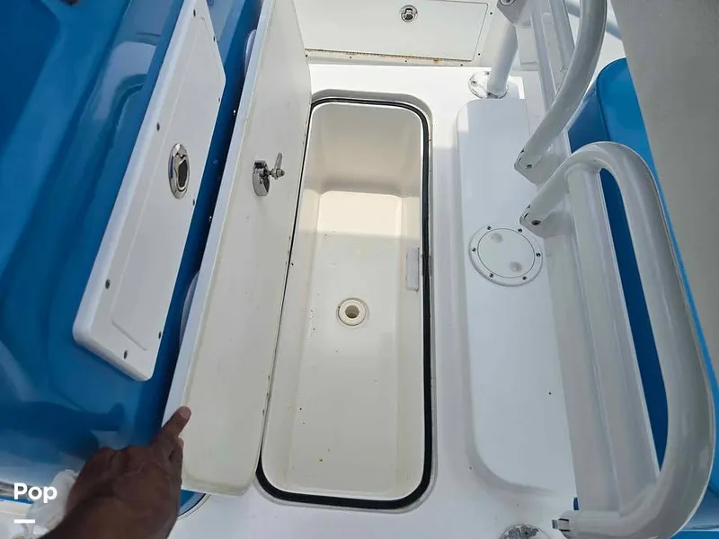 Slide: The Image of Tiburon ZX-22 2019 - 16062399