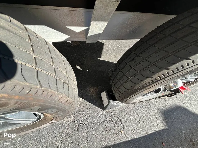 Slide: The Image of Tiburon ZX-22 2019 - 16085273