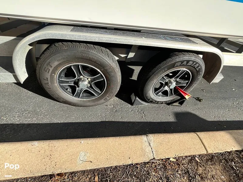 Slide: The Image of Tiburon ZX-22 2019 - 16085274