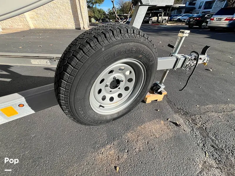 Slide: The Image of Tiburon ZX-22 2019 - 16085275