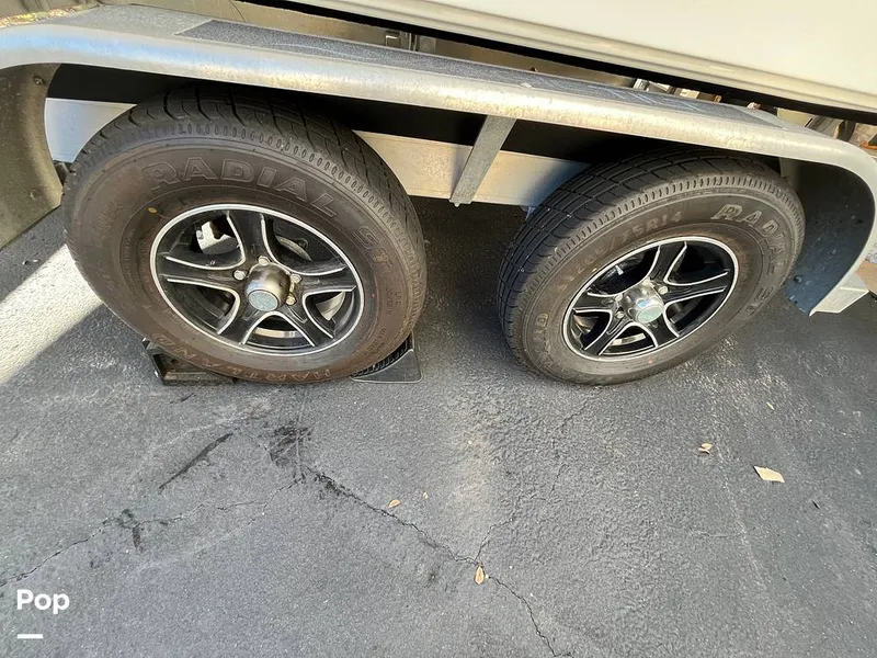 Slide: The Image of Tiburon ZX-22 2019 - 16085279