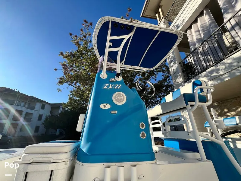 Slide: The Image of Tiburon ZX-22 2019 - 16085303